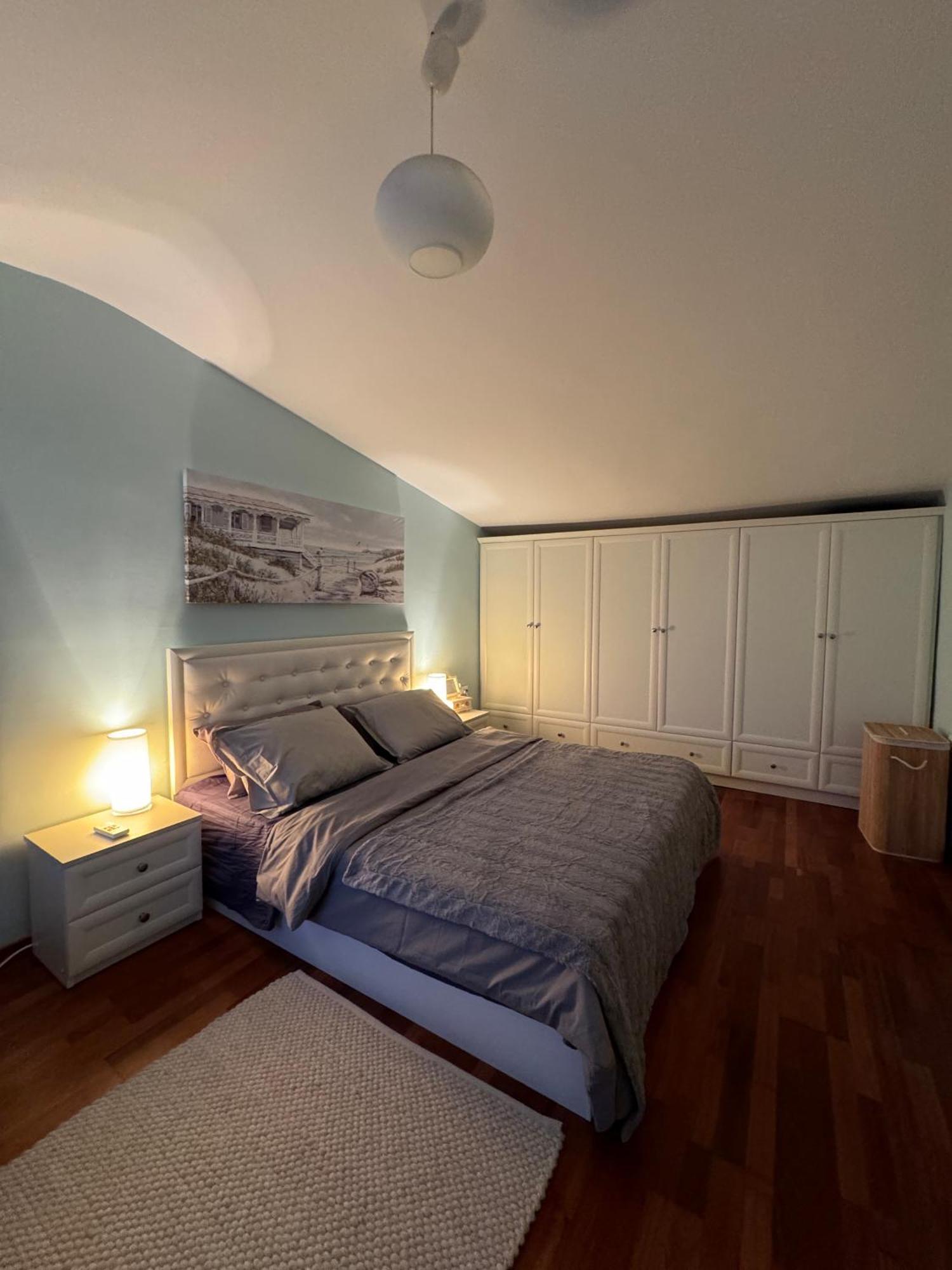 Kakavanen'S Sea View Apartment 발치크 외부 사진