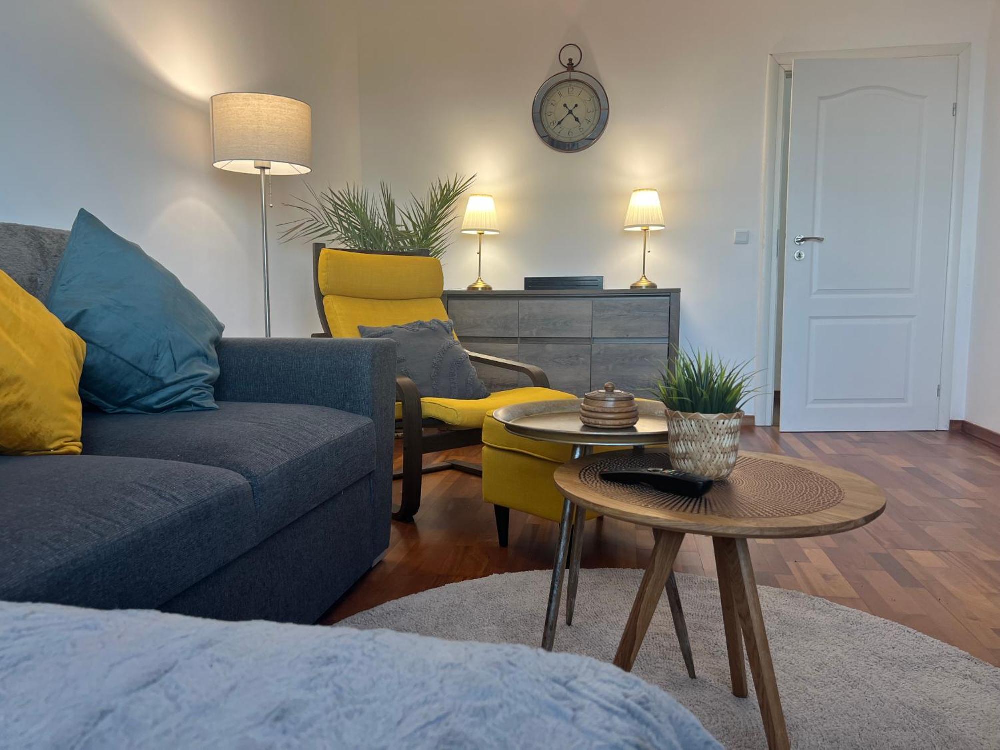 Kakavanen'S Sea View Apartment 발치크 외부 사진