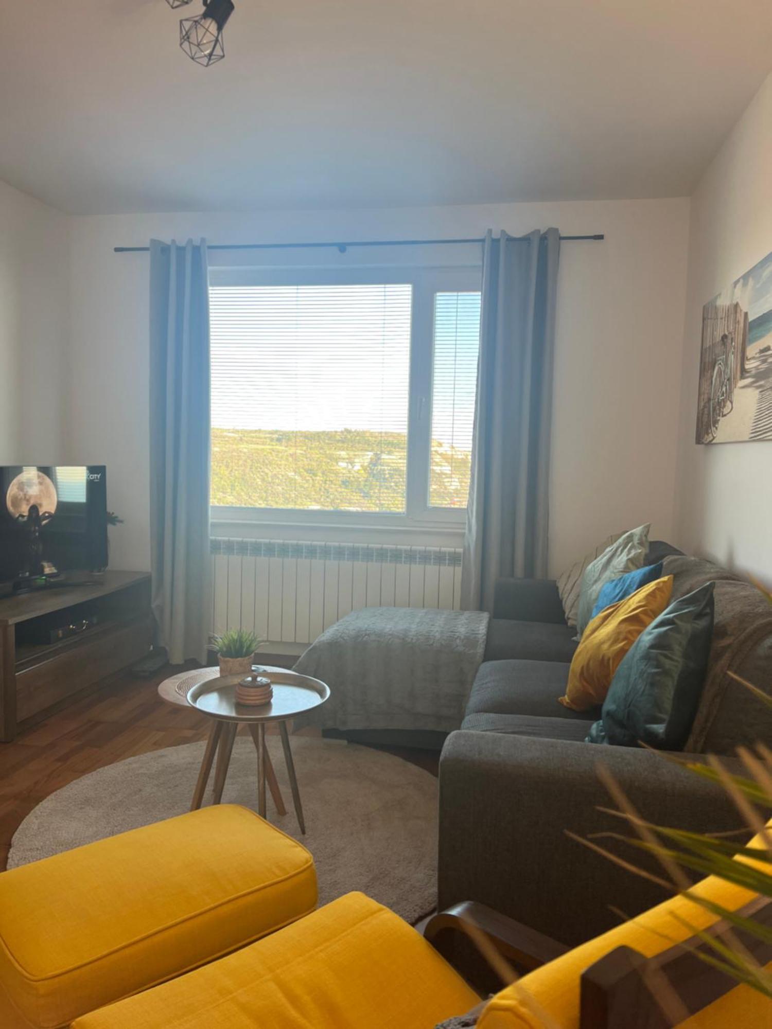 Kakavanen'S Sea View Apartment 발치크 외부 사진